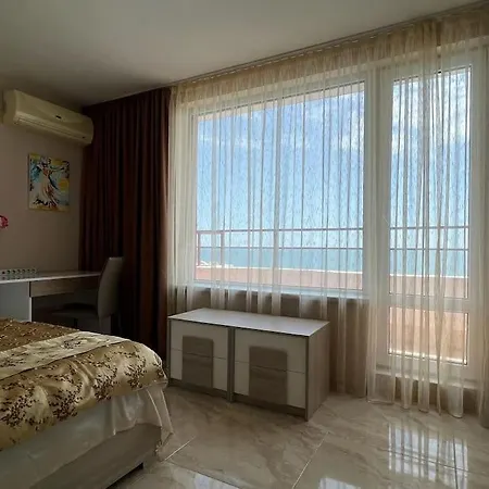 Sea Front Terrace 1 Bedroom Apt Apartamento